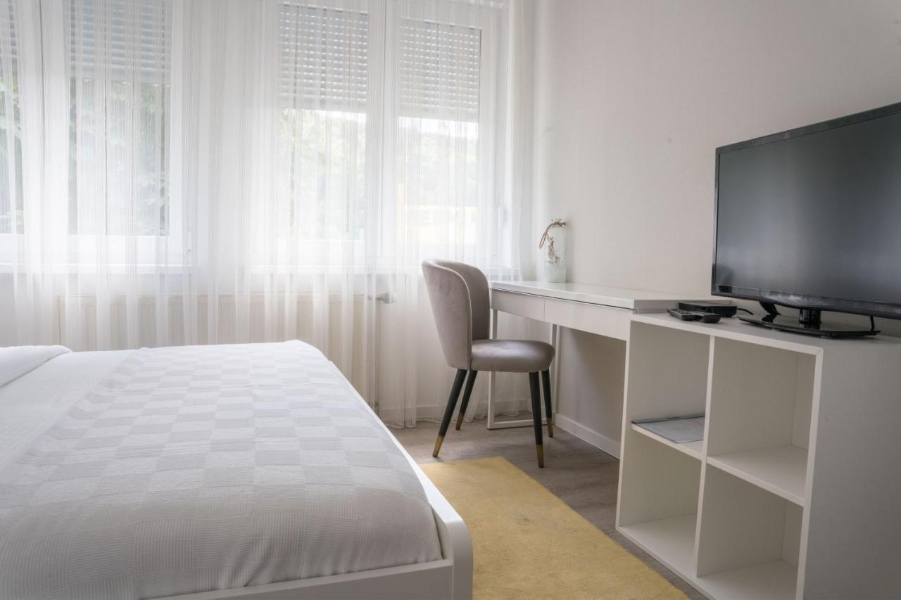 Hotel Morea Любляна Екстериор снимка